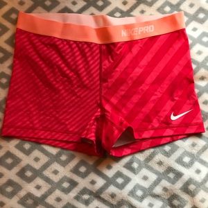 Nike Pro spandex. Like new!!